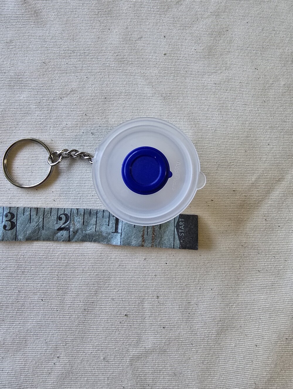 Tupperware Battle Bowl Keychain - Picture 3 of 5